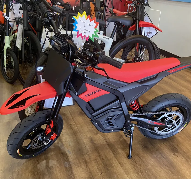 Yozma IN 10 Electric Mini Dirt Bike Supermoto Package - Red - with Bluetooth dongle-1